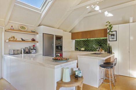 Photo of property in 38 Plympton Street, Brooklands, New Plymouth, 4310