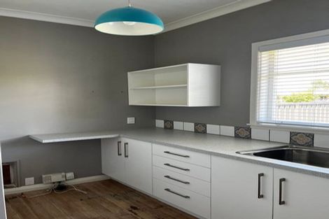 Photo of property in 1 Logan Avenue, Marewa, Napier, 4110