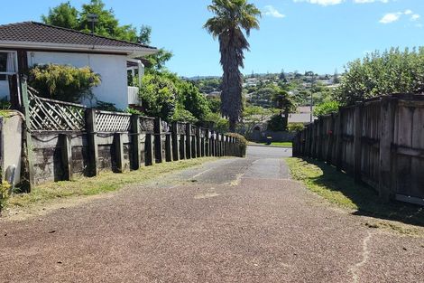 Photo of property in 62a Captain Scott Road, Glen Eden, Auckland, 0602