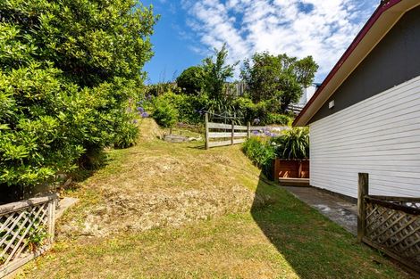 Photo of property in 8 Halyard Place, Whitby, Porirua, 5024