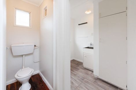 Photo of property in 226 Tremaine Avenue, Highbury, Palmerston North, 4412