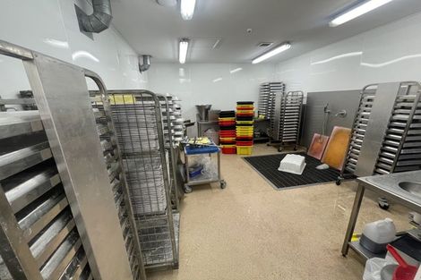 Photo of property in 166-170 Jackson Street, Petone, Lower Hutt, 5012