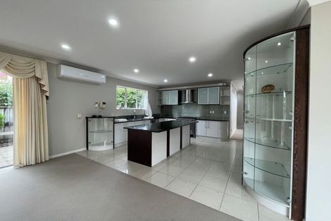 Photo of property in 32 Kaseng Place, East Tamaki Heights, Auckland, 2016