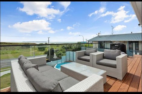 Photo of property in 996 Papamoa Beach Road, Papamoa Beach, Papamoa, 3118