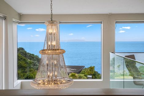 Photo of property in 126-128 Lax Crescent, Leigh, 0985