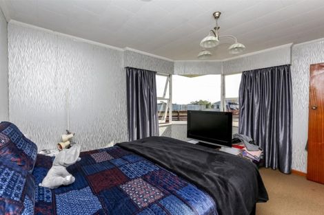 Photo of property in 235 Frankley Road, Frankleigh Park, New Plymouth, 4310