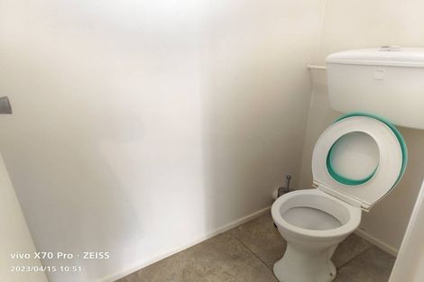 Photo of property in 2/70 Hattaway Avenue, Bucklands Beach, Auckland, 2012