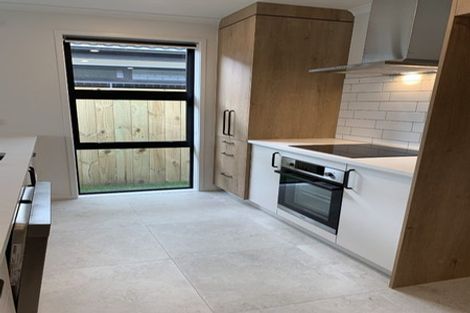 Photo of property in 9 Rarangi Mai Lane, Karaka, 2113