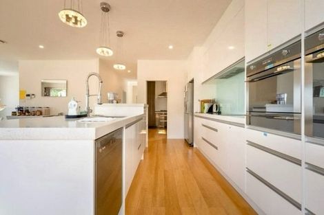 Photo of property in 50 Corricvale Way, Northcross, Auckland, 0630