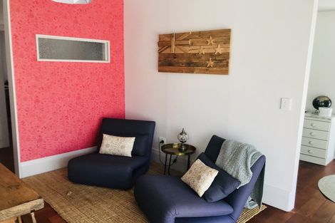 Photo of property in 15 Williams Street, Cambridge, 3434