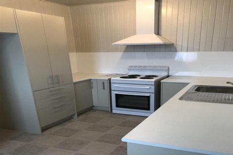 Photo of property in 402 Lyndon Road East, Hastings, 4122