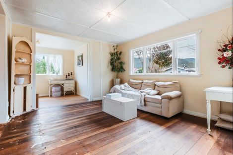 Photo of property in 43 Ngatai Street, Taumarunui, 3920