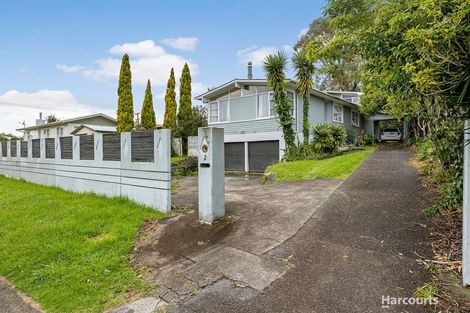 Photo of property in 2 Coburg Street, Henderson, Auckland, 0612