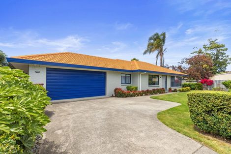 Photo of property in 37 Beachlands Place, Papamoa Beach, Papamoa, 3118