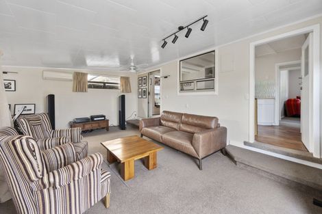 Photo of property in 16 Wycliffe Street, Onekawa, Napier, 4110