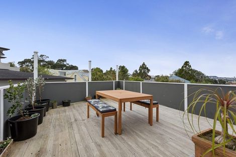 Photo of property in 73 Palmerston Road, Birkenhead, Auckland, 0626