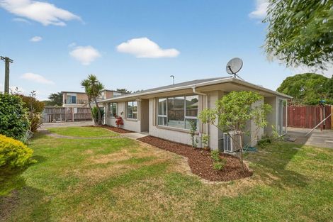 Photo of property in 3 Drake Street, New Brighton, Christchurch, 8061