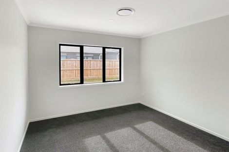 Photo of property in 28 Maanihi Drive, Rototuna North, Hamilton, 3210