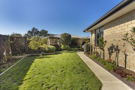 Photo of property in 53 Alberta Road, Glen Avon, New Plymouth, 4312