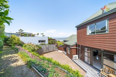 Photo of property in 36a Maungaraki Road, Korokoro, Lower Hutt, 5012