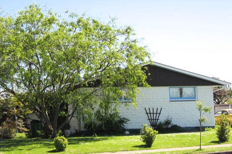 Photo of property in 28 Geddis Street, Rangiora, 7400