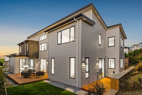 Photo of property in 32 Bounty Road, Long Bay, Auckland, 0630