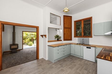 Photo of property in 25 Chaucer Road, Hospital Hill, Napier, 4110