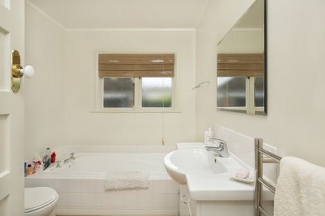 Photo of property in 1/17 Rawhiti Street, Tahunanui, Nelson, 7011