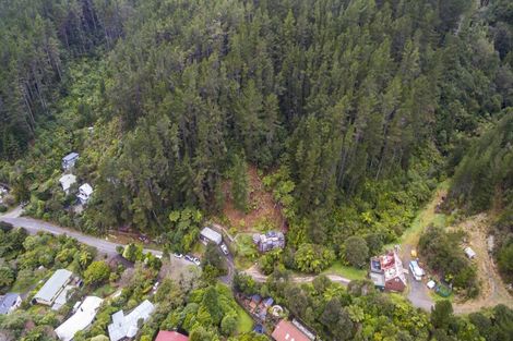 Photo of property in 144 Pinehaven Road, Pinehaven, Upper Hutt, 5019