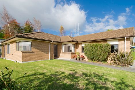 Photo of property in 39 Danny Place, Pyes Pa, Tauranga, 3112