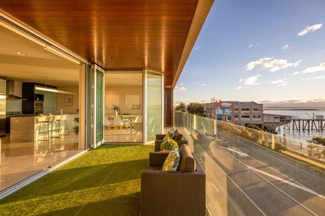 Photo of property in Quay Apartments, 104/283 Wakefield Quay, Stepneyville, Nelson, 7010