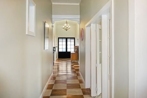 Photo of property in 36 Robinson Street, Foxton, 4814