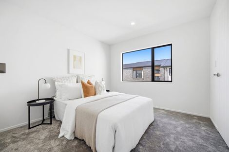 Photo of property in 12 Ocean Breeze Avenue, Hobsonville, 0616