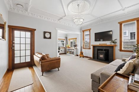 Photo of property in 18 Dorset Avenue, Westown, New Plymouth, 4310