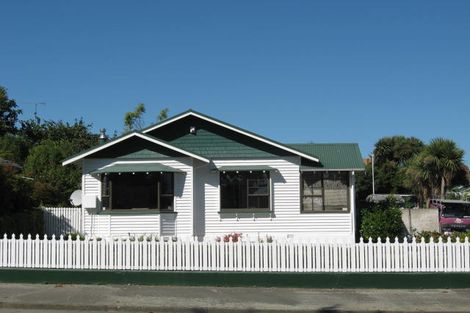 Photo of property in 32 Grasmere Street, Waimataitai, Timaru, 7910