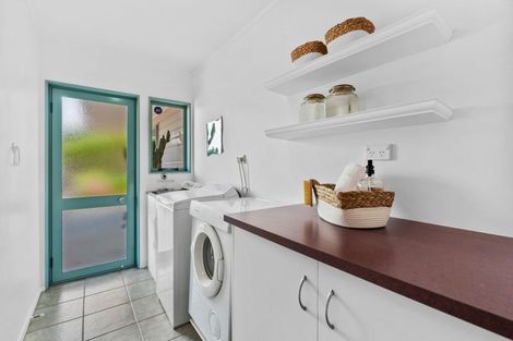 Photo of property in 23 Beach Road, Whangarei Heads, Whangarei, 0174