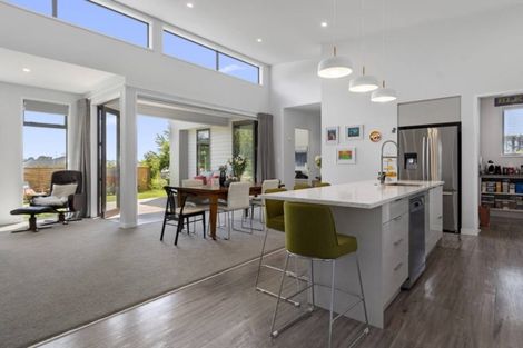 Photo of property in 5e Tui Glen, Omokoroa, 3114