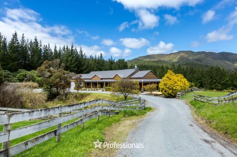 Photo of property in 32e Kaitoke Loop, Kaitoke, Upper Hutt, 5018