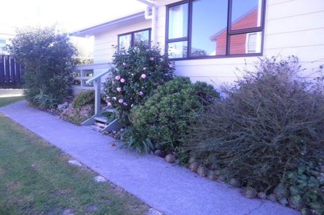 Photo of property in 6b Brandon Road, Manly, Whangaparaoa, 0930