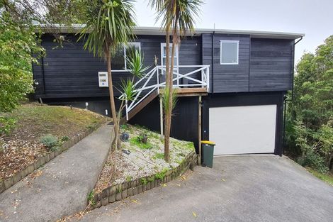 Photo of property in 7 Greenwood Lane, Birkenhead, Auckland, 0626
