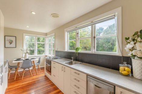 Photo of property in 62 Chapman Crescent, Naenae, Lower Hutt, 5011