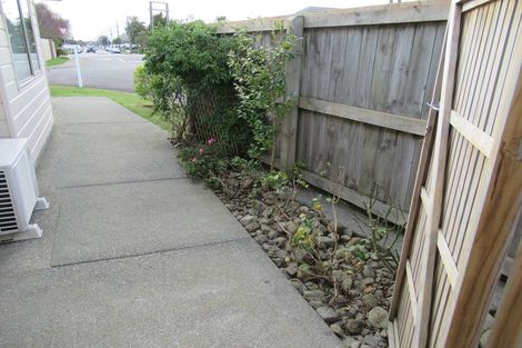 Photo of property in Trackside Villas, 91/2 Mako Mako Road, Levin, 5510