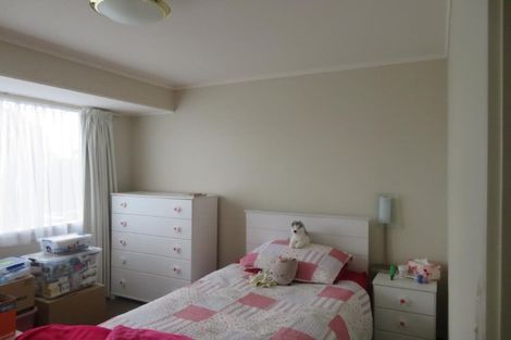 Photo of property in 26 Jandell Crescent, Bucklands Beach, Auckland, 2014