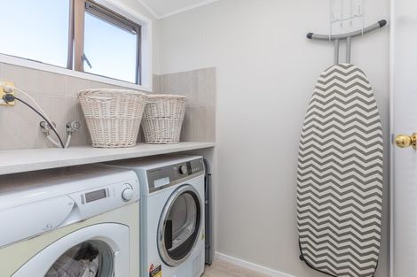 Photo of property in 18a Rosario Crescent, Red Beach, 0932