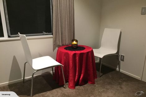 Photo of property in 73 Tamahere Drive, Glenfield, Auckland, 0629