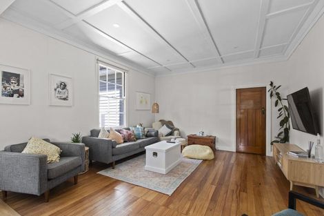 Photo of property in 3 Moore Street, Leamington, Cambridge, 3432