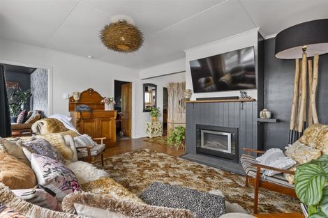 Photo of property in 51 Gaine Street, New Plymouth, 4310