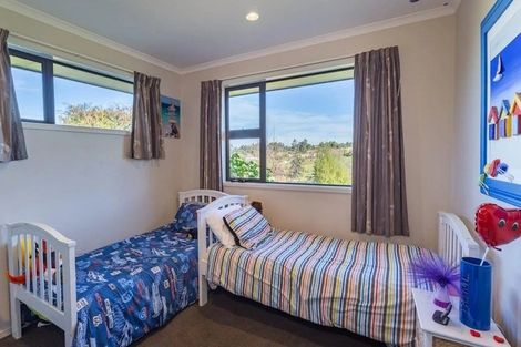 Photo of property in 50 Pine Hill Road, Ruby Bay, Upper Moutere, 7173