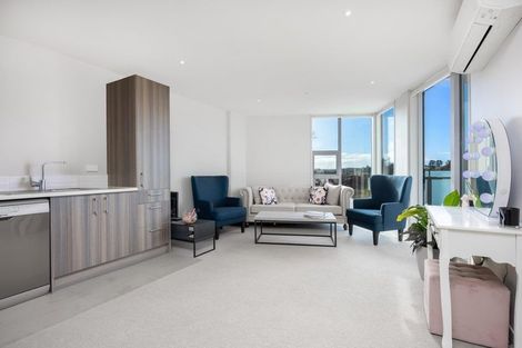 Photo of property in 105/1 Rose Garden Lane, Albany, Auckland, 0632