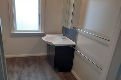 Photo of property in 27 Walton Street, Sydenham, Christchurch, 8023